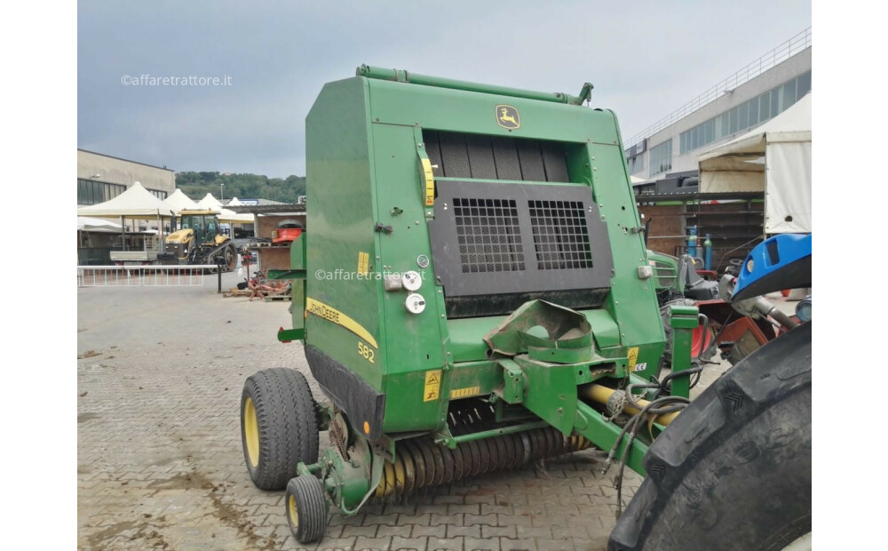 John Deere 582 HIFLOW Usato - 2