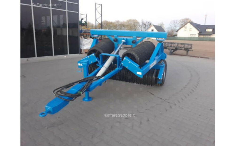 Agro Chłopecki Agro Chłopecki Agro Chłopecki Cambridge Walze 4,5 m fi450 0/ Cambridge Walze/ Cambridge Walze Neu - 4