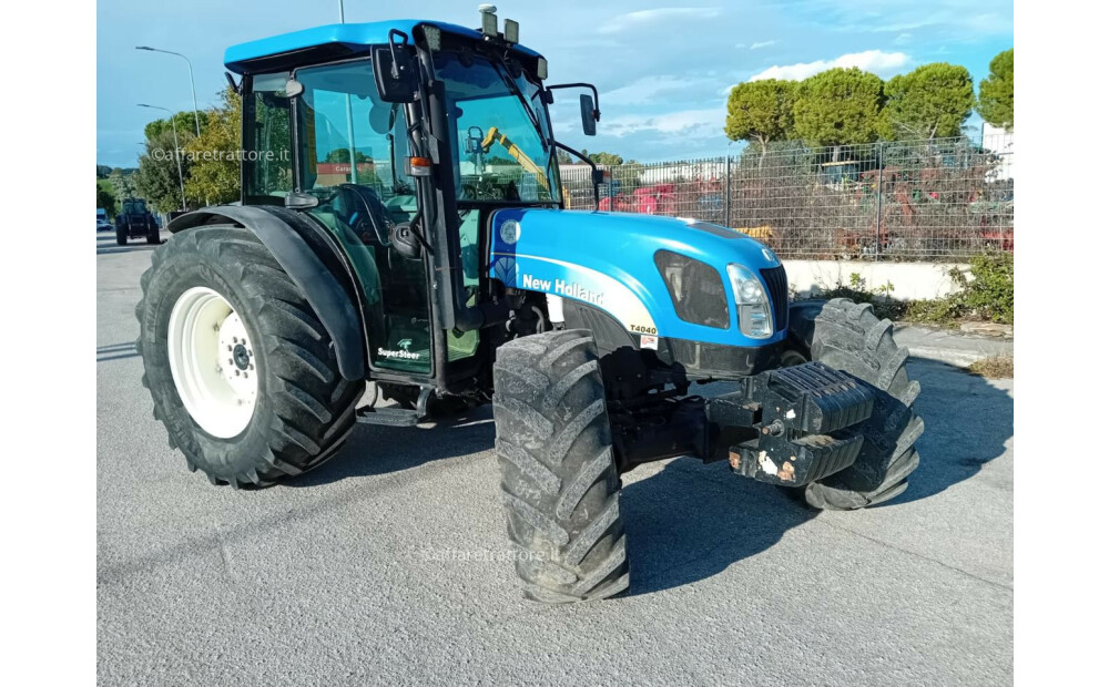 New Holland T4040 DELUXE Gebraucht - 1