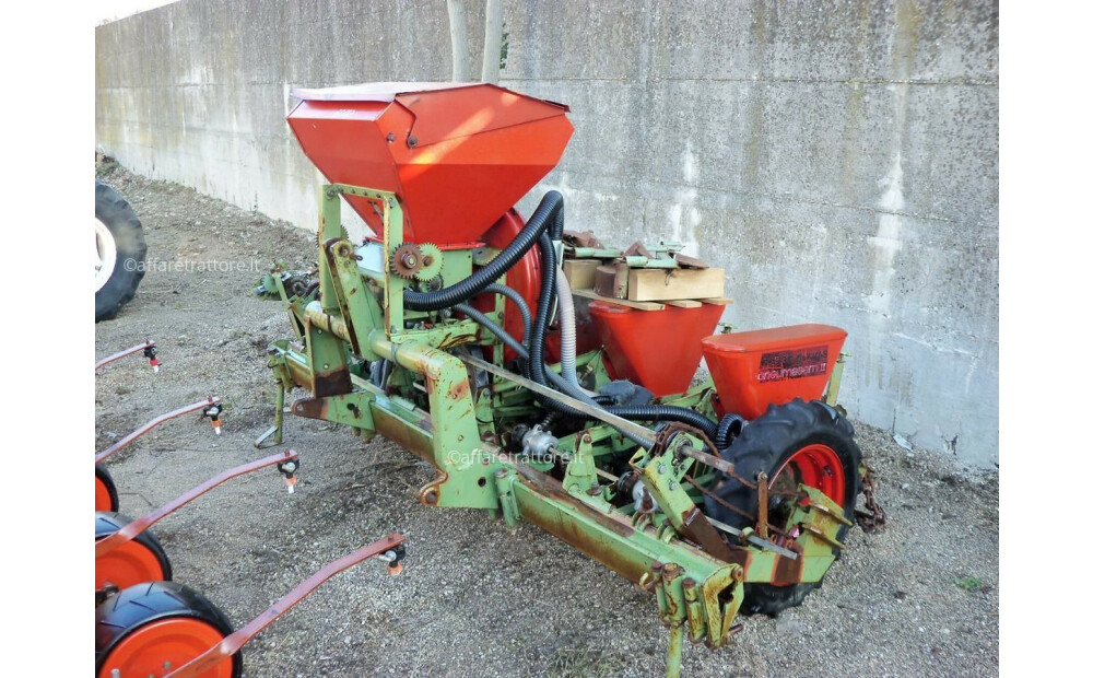 Kuhn - Nodet Pneusem Gebraucht - 4