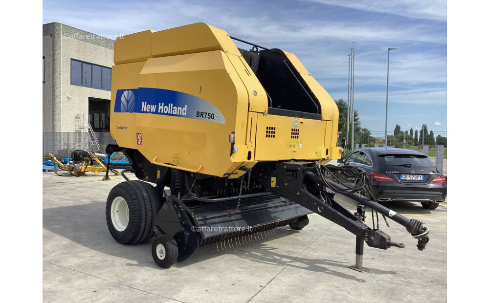 New Holland BR750 Gebraucht - 9