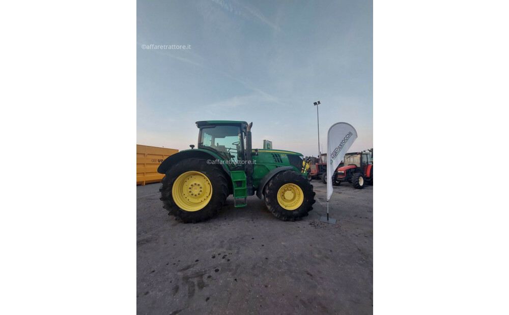 John Deere 6210R Usato - 2