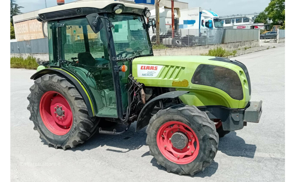 Claas NEXOS 240 F Gebraucht - 4