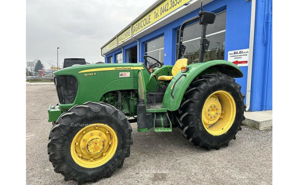 John Deere 5065 E Usato - 3