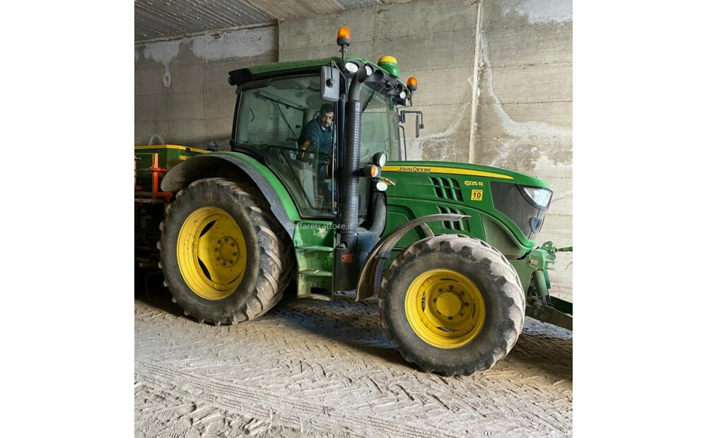 John Deere 6125R Usato - 2