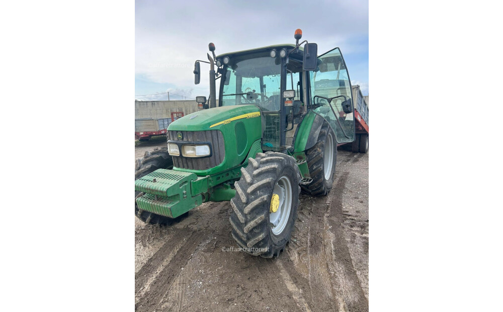 John Deere 5820 Gebraucht - 1