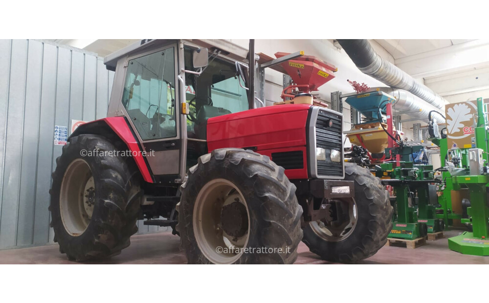 Gebrauchter Kabinentraktor Massey Ferguson B 70 3060 - 1