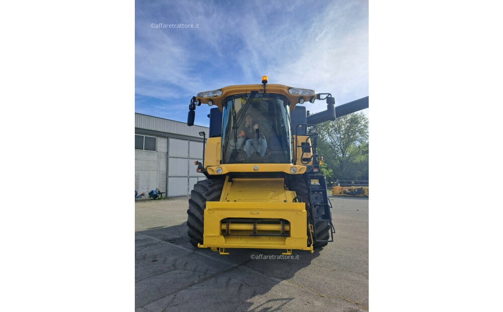 New Holland CX8050 Fahrgestell 561906001 - 5