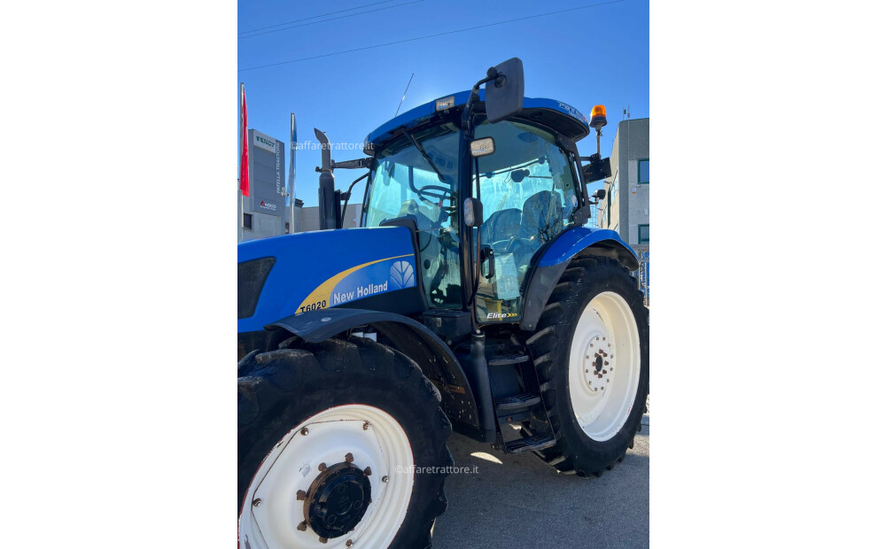 New Holland T6020 Gebraucht - 1