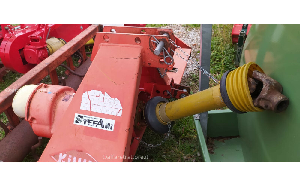 Kuhn HRB252D Kreiselegge Wird mit Stachelwalze verwendet - 3