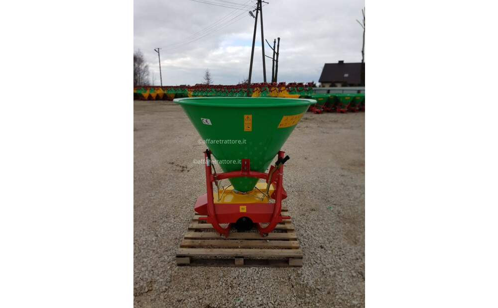 Grass-Rol Düngerstreuer / Fertilizer spreader / Epandeur d&#039;engrais / Spandiconcime / Разбрасыватель удобрения / Rozsiewacz nawozu 200 l Nowy - 4