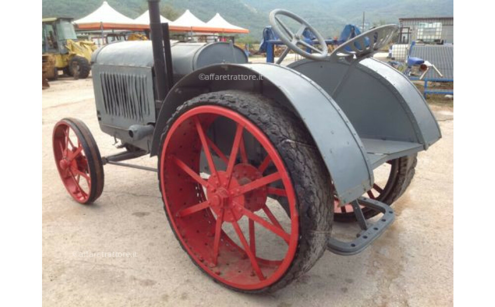 International Harvester IH Gebraucht - 8