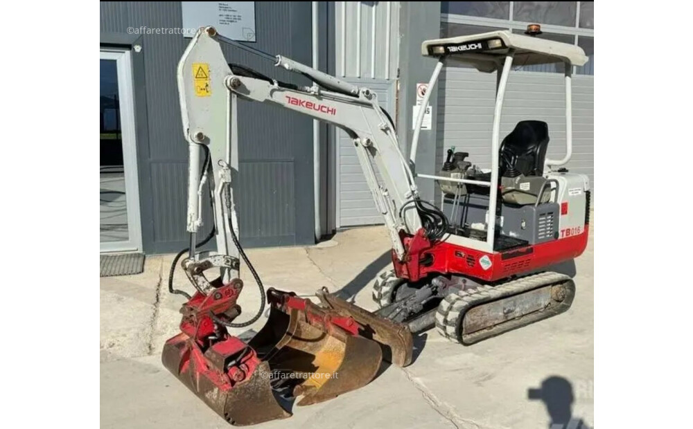 Takeuchi TB016 Gebraucht - 1