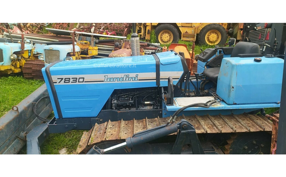 Landini C 7830 Raupentraktor. Wird mit Planierraupe verwendet - 3