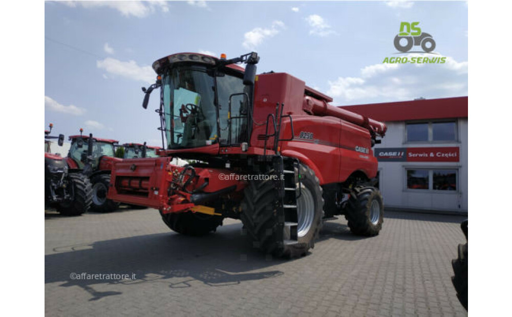 Case IH Axial-Flow 8250 4WD Usato - 1