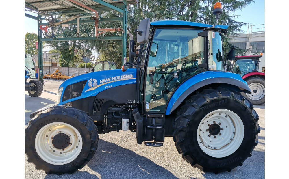 New Holland T4.105 Dual Command mit synchronisierter Zapfwelle und SuperSteer-Vorderachse. - 6