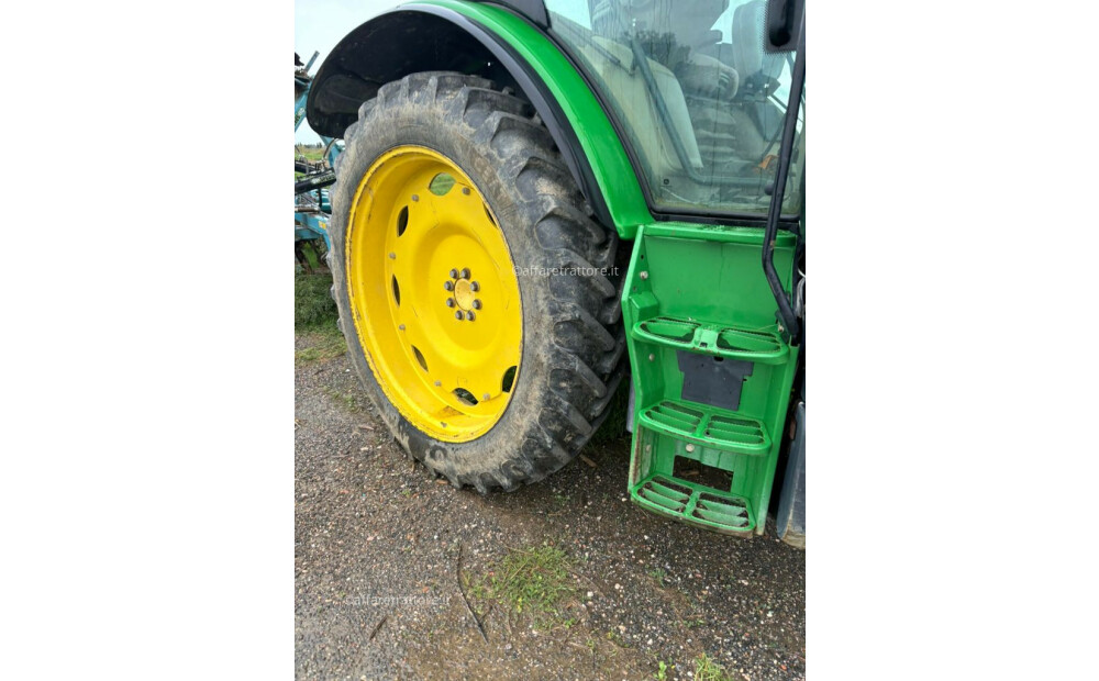 John Deere 6120R Gebraucht - 9