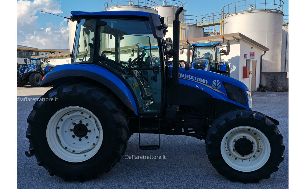 New Holland T4.105 Dual Command mit synchronisierter Zapfwelle und SuperSteer-Vorderachse. - 3