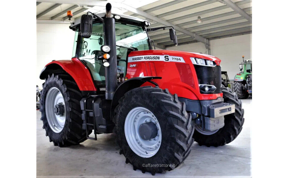 Massey Ferguson 7724 S DYNA 6 | 240 CV - 7