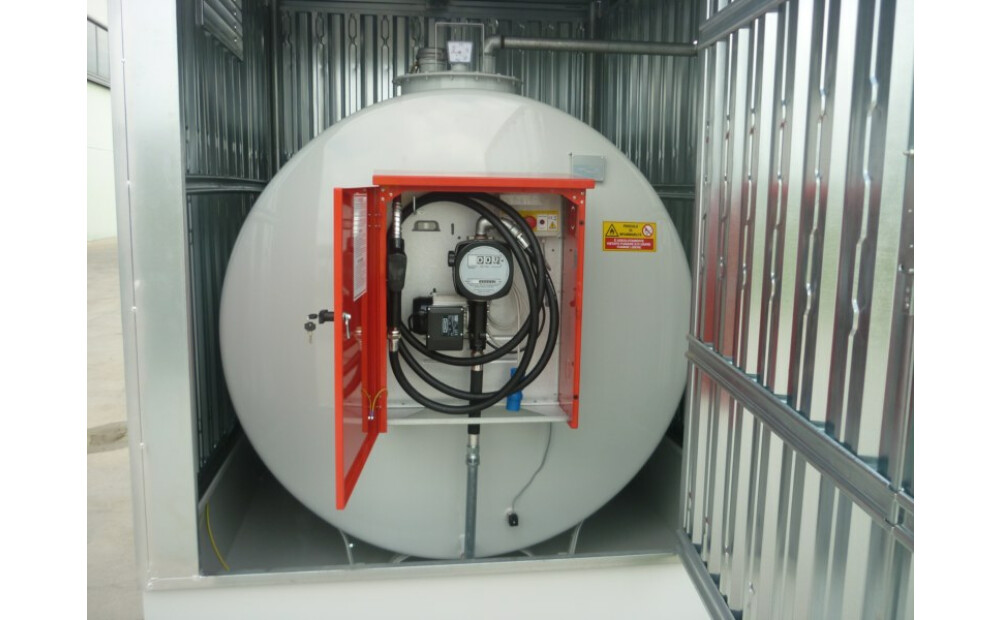 2300-Liter-Dieselkraftstofftank - 3