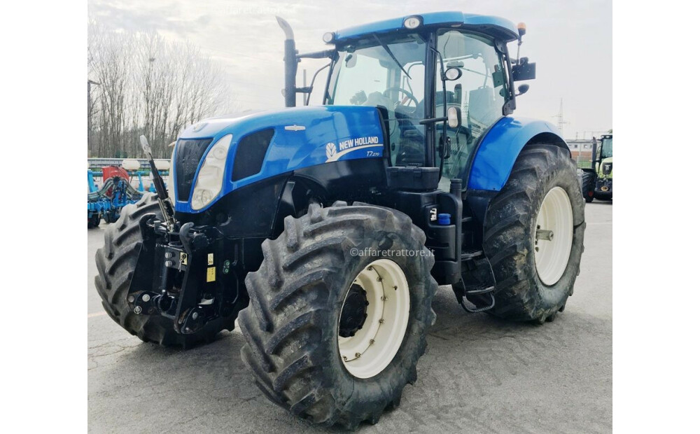 New Holland T7.270 Gebraucht - 2