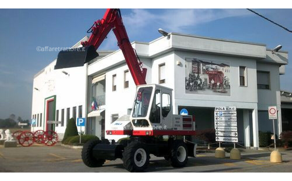 SELBSTFAHRENDE LANDWIRTSCHAFTLICHE MASCHINE TUSSI S 2500 S LADER - 2