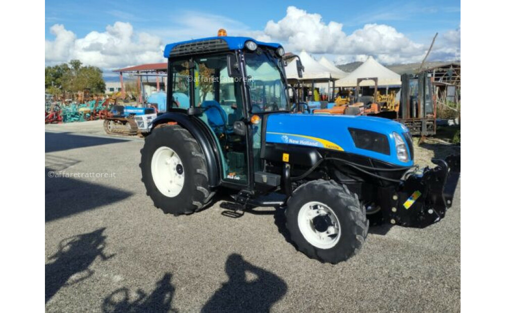 New Holland T4050 N Gebraucht - 16