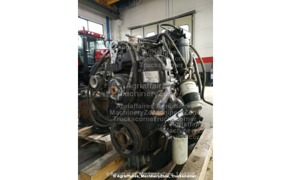 Assortiti MOTORI PER TRATTORI PERKINS,FIAT,DEUTZ E YANMAR. Neu - 1