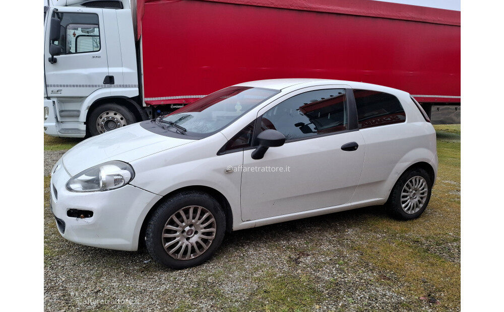 FIAT PUNTO VAN Gebraucht - 2