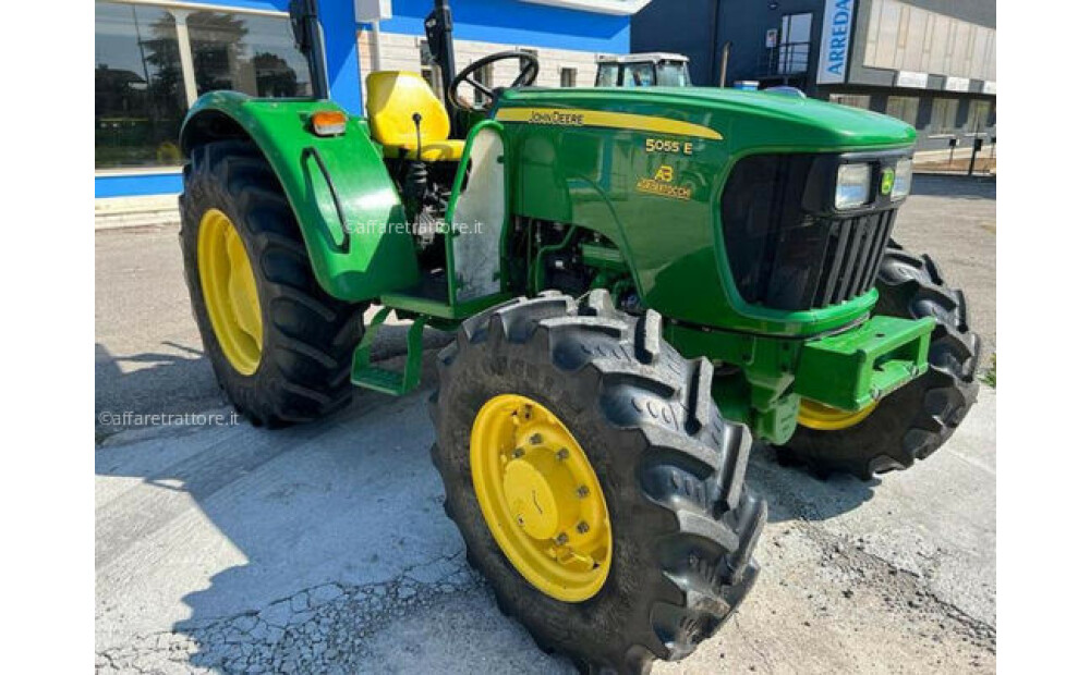 John Deere 5055 E Usato - 9