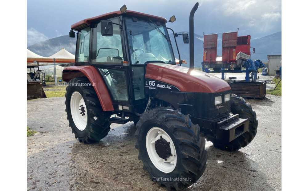 New Holland L65DT Gebraucht - 3