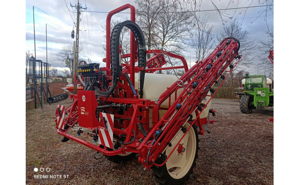 Bury Feldspritze / Sprayer / Pulvérisateur / Polverizzatore / Прицепной опрыскиватель / Opryskiwacz ciągniony Pelikan 2000 l Nowy - 3