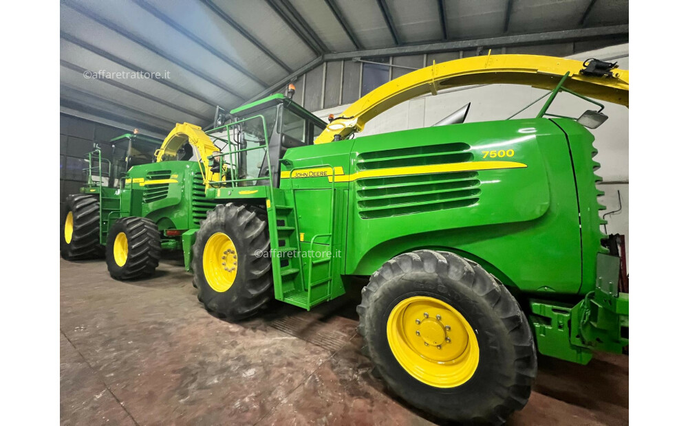 John Deere 7700 Gebraucht - 9